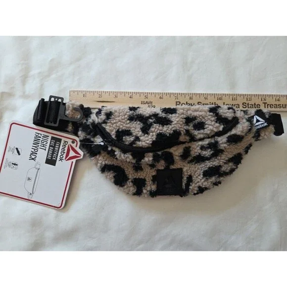 NWT - Reebok Night Fanny pack Adjustable w Pockets Leopard Print - Picture 12 of 13